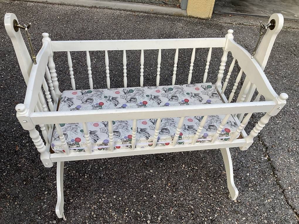Autre balançoires de jardin: Berceau fixe ou balancelle pour bébé  – D'occasion à Lutry par dom_nps7 1