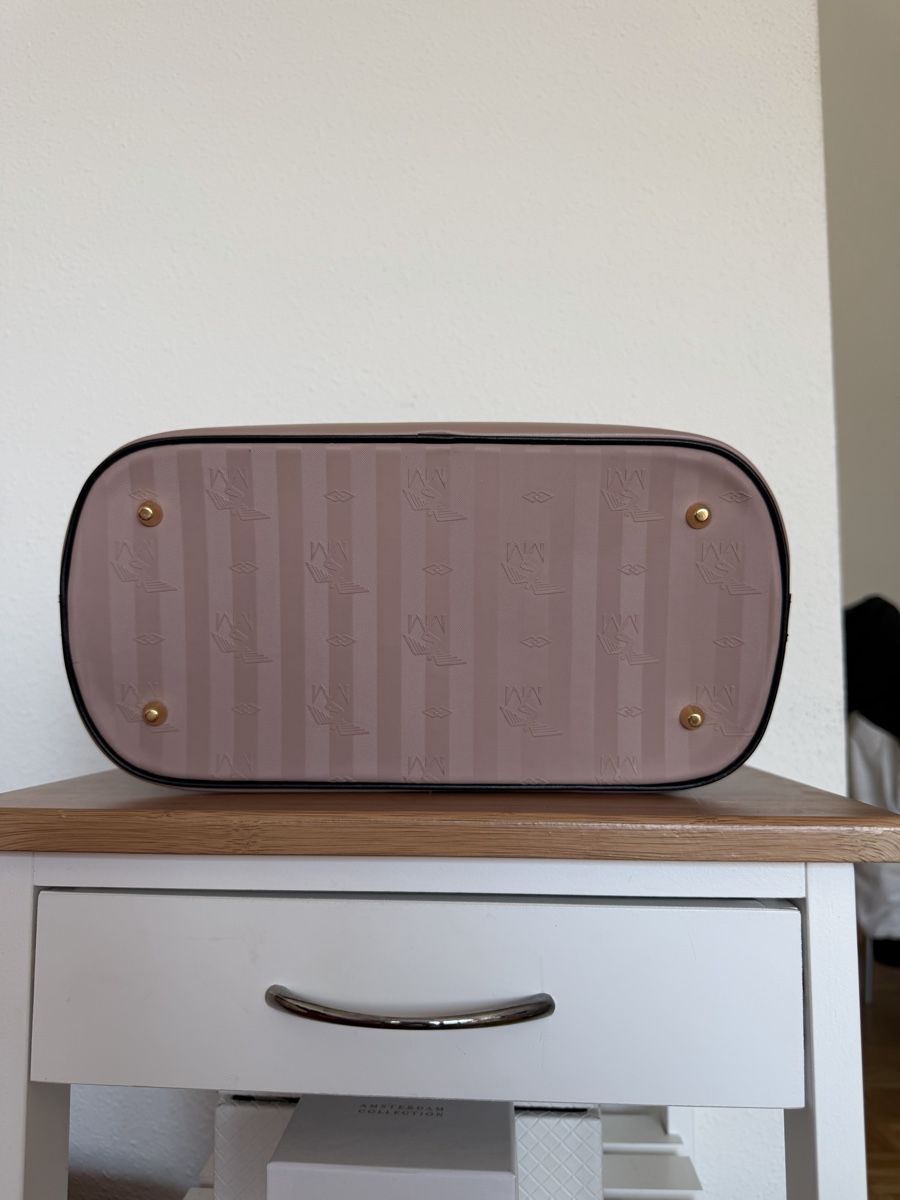 Maison Mollerus Borse da donna: Maison Mollerus Beuteltasche Niesen Rosa – Usato da Emmen venduto da mak31 4