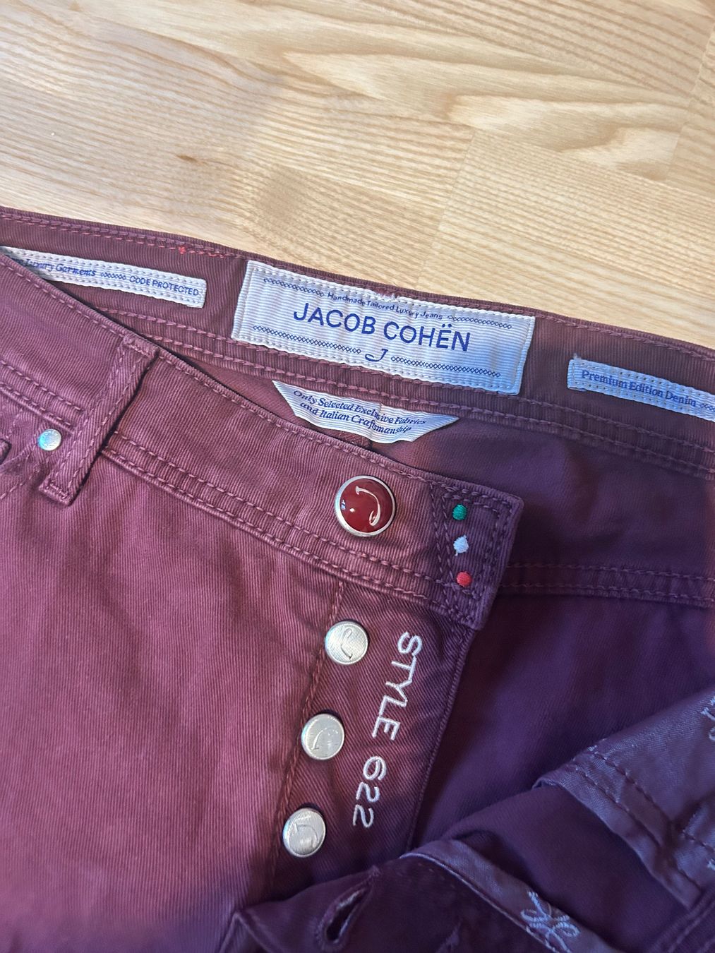 Jacob Cohën Pantaloni: Jacob Cohën Hose - Gr. 31 – Nuovo (secondo la descrizione) da Brüttisellen venduto da ThommyK 1