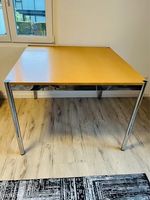 USM Tisch  100 x 100cm