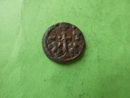 uralte Bronzemünze  mit christl. Kreuz  19 mm     3.21 g