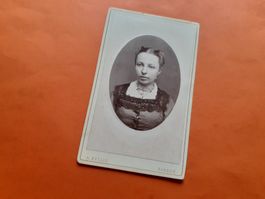 SCHWIIZER JUGEND DAZUMAL - JUNGI OBWALDNERI - SARNEN