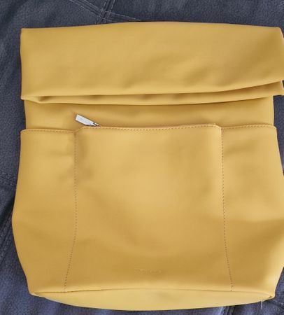 Tamaris Rucksack, neuwertig, senffarben für den Herbst