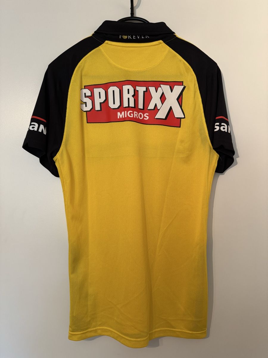 Nike Leibchen & Hosen: YB Trikot 20/21 – Gebraucht aus Worb von vd986u 1