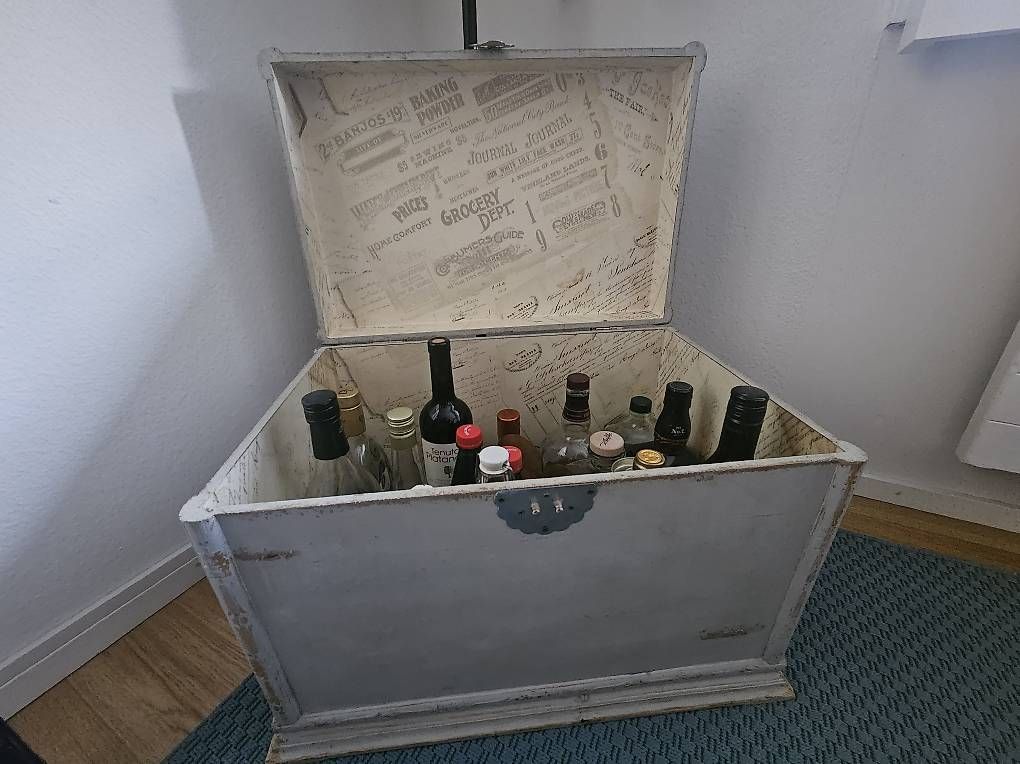 Truhen: Truhe  – Gebraucht aus Schaffhausen von jel_td5y 1