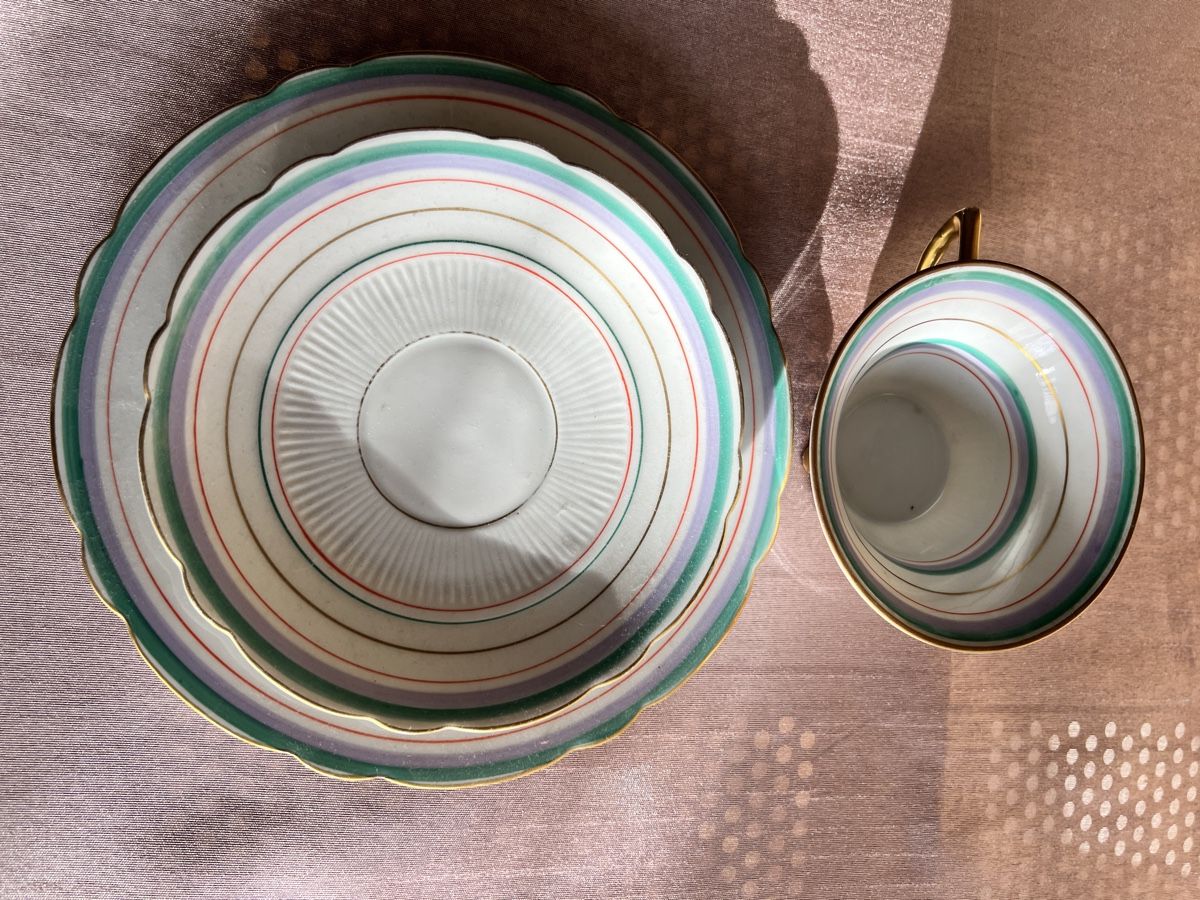 Geschirrsets: Sammeln Tasse R – Gebraucht aus Emmen von Lampery 2