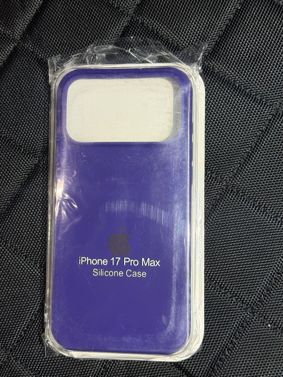 Cover & Protezioni schermo: Coque iPhone 17 Pro Max Silicone Neuve. – Nuovo e nell'imballaggio originale da Lausanne venduto da Licio7