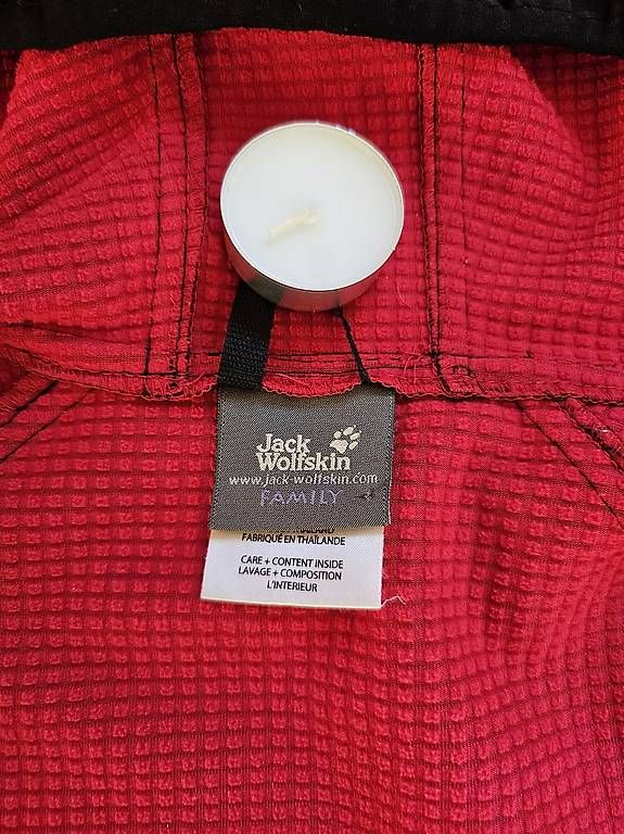 Giacche & Cappotti: Jack Wolfskin orginal Softshelljacke Gr. 140 – Usato da Gamprin venduto da man_j9fr 2