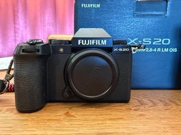 Fujifilm X-S20 inkl. Objektiv XF 18-55mm f/2.8-4 R LM OIS 
