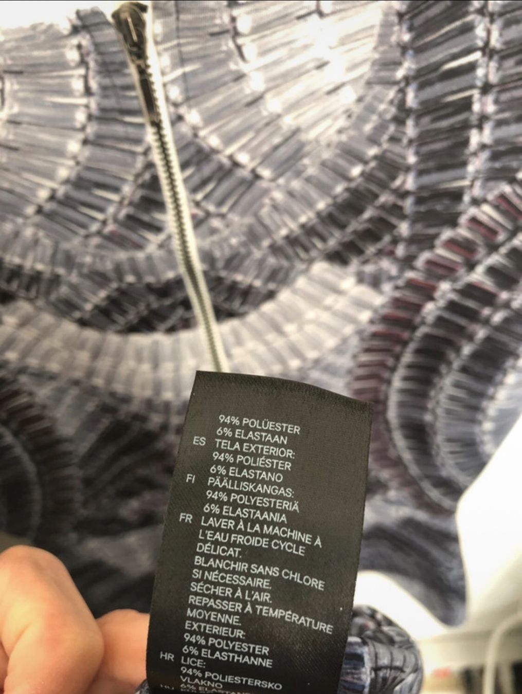 Lotti di vestiti: Neuf: Ensemble top + jupe, H&M, XS-S – Nuovo (secondo la descrizione) da Carouge GE venduto da Emilynette 9