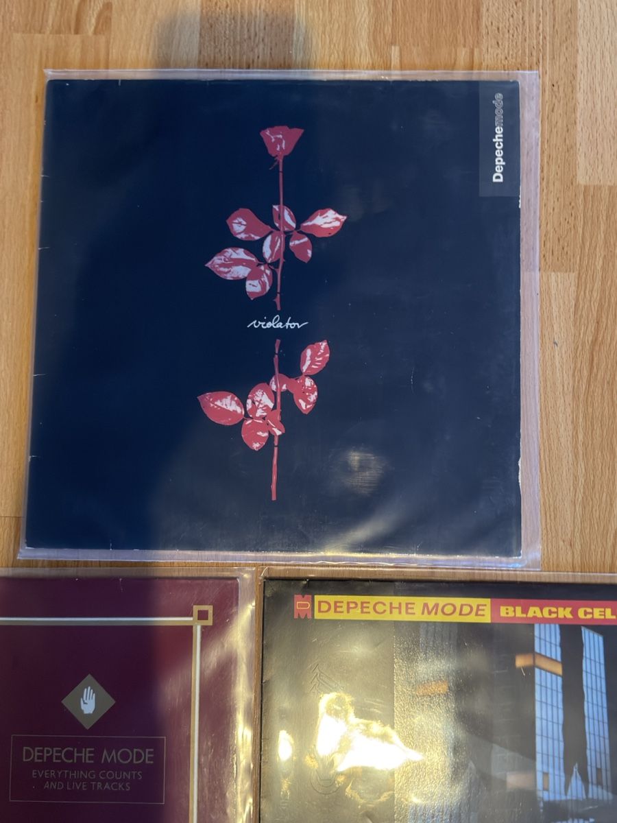 Dischi in vinile: Depeche Mode Vinyl Sammlung 5 LPs Violator Black Celebration – Usato da Muttenz venduto da Petar777 3