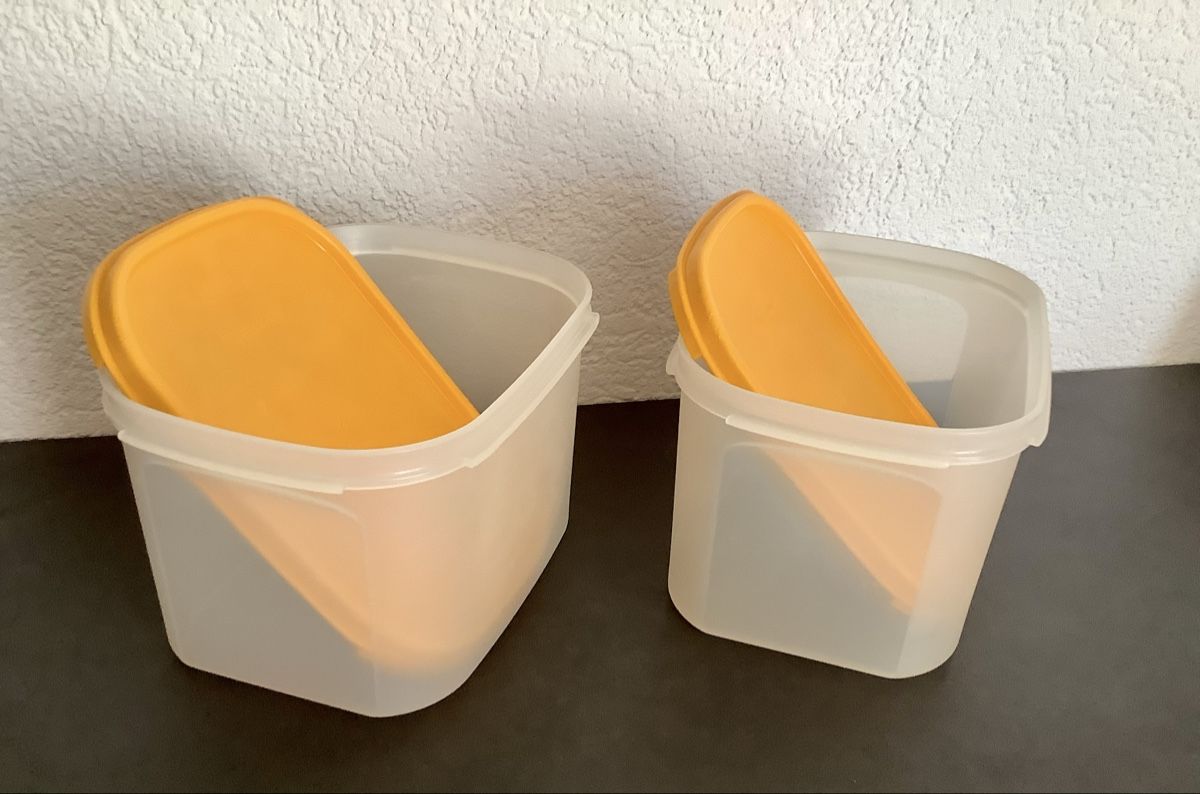 Tupperware Recipients et similaires: Tupperware 2 Vorratsdosen 1,9 Liter, gebraucht – D'occasion à Züberwangen par benjause