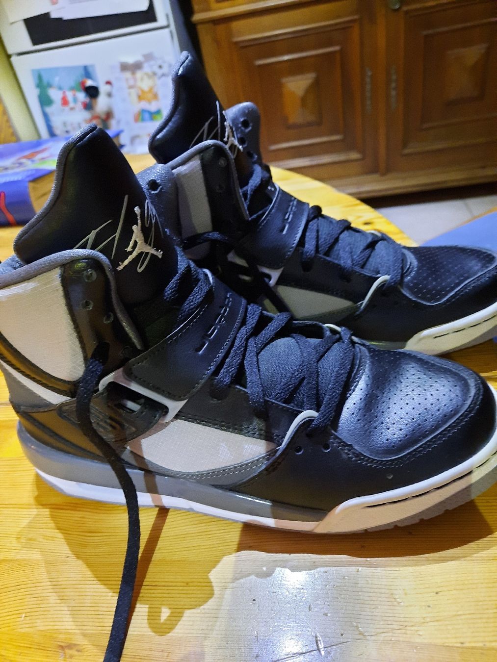 Jordan Herrenschuhe: Nike aire Jordan flight – Neu (gemäss Beschreibung) aus Valeyres-sous-Rances von frehos 1