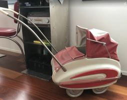 Puppen Kinderwagen Erika aus den 50er  Rosa Weiss Vintage