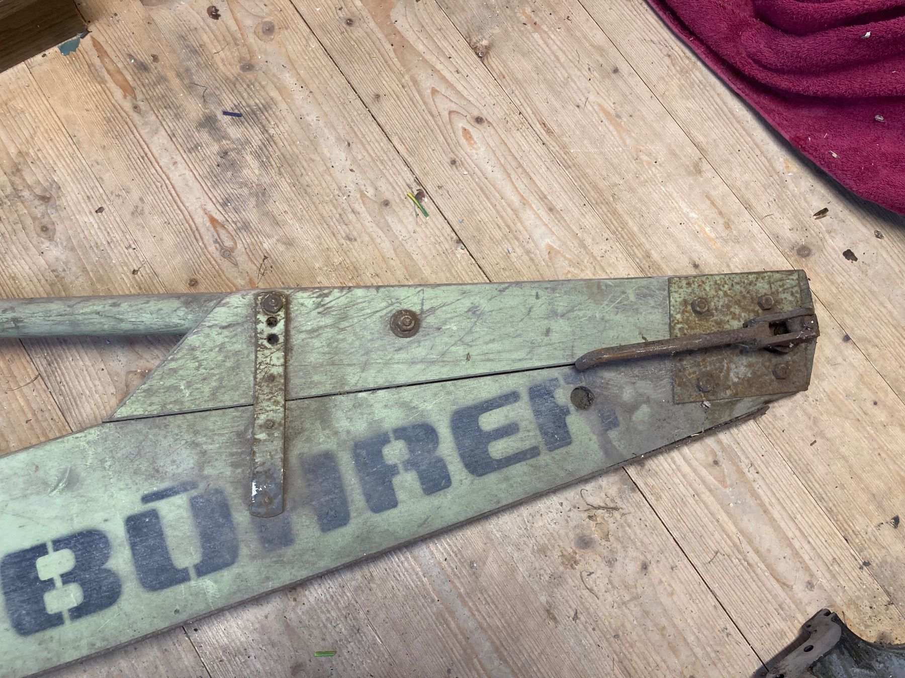 Metall- & Schlosserei Sonstiges: Madenbrett Bührer – Gebraucht aus Lommiswil von Hosi88 1
