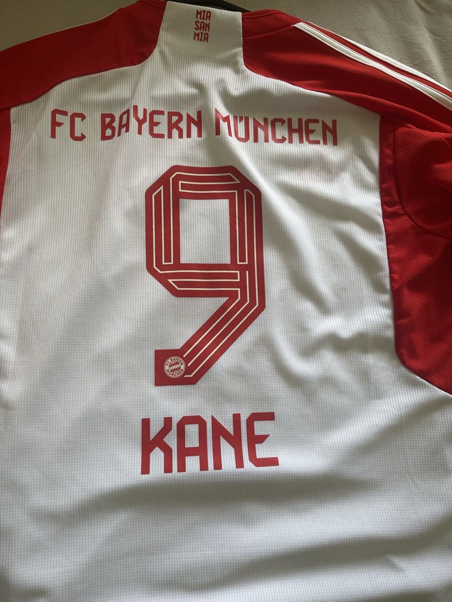 Leibchen & Hosen: Bayern München Kane Shirt – Gebraucht aus Thun von diddle76 3