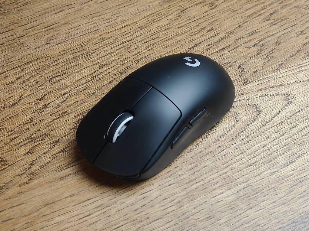 Logitech Mouse: Logitech G Pro X Superlight 2 Wireless Maus - Neuwertig – Usato da Seon venduto da mrwolfie