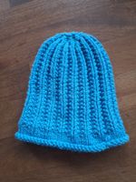 Strickmütze hellblau gerippt in gutem Zustand Unisex