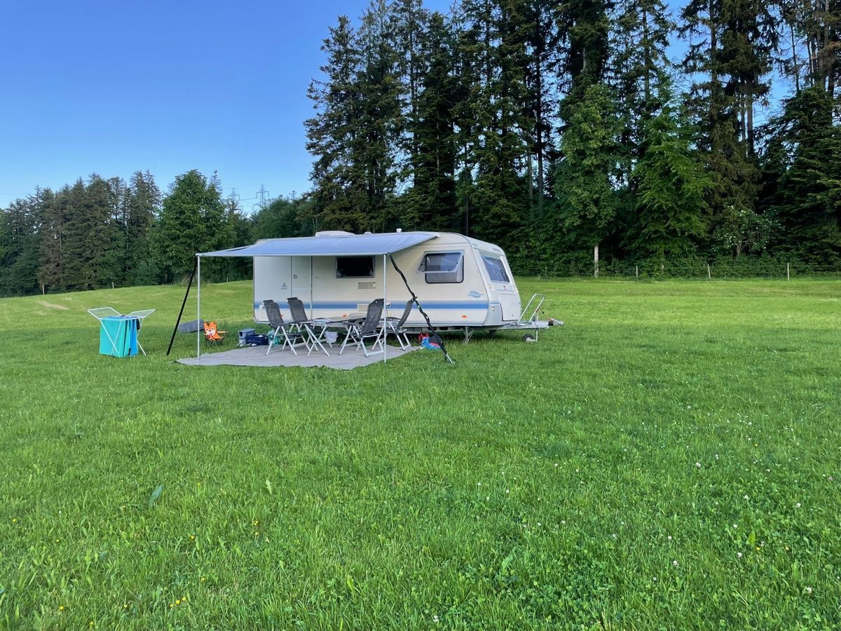Adria Camping Fahrzeuge: Wohnwagen Adria C5308 – Gebraucht aus Sursee von Vitusm 4