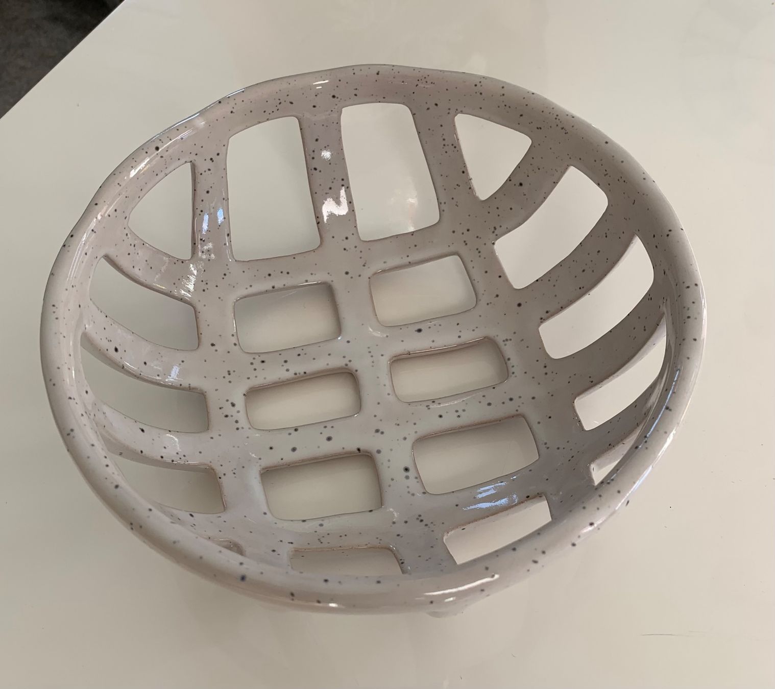 Servierplatten: Plat décoratif / Plat à fruits – Neu und originalverpackt aus Biel/Bienne von granitod