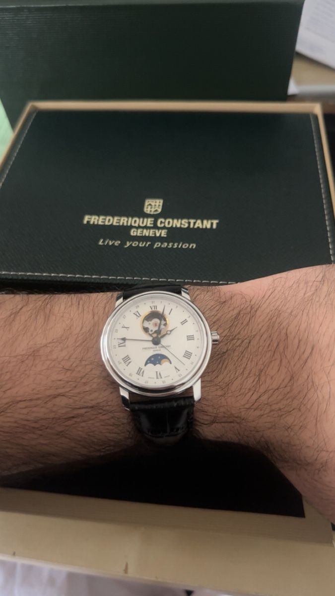 Frederique Constant Uhren: Frédérique Constant Uhr, Moonphase, Lederband – Neu (gemäss Beschreibung) aus Zofingen von Suelo