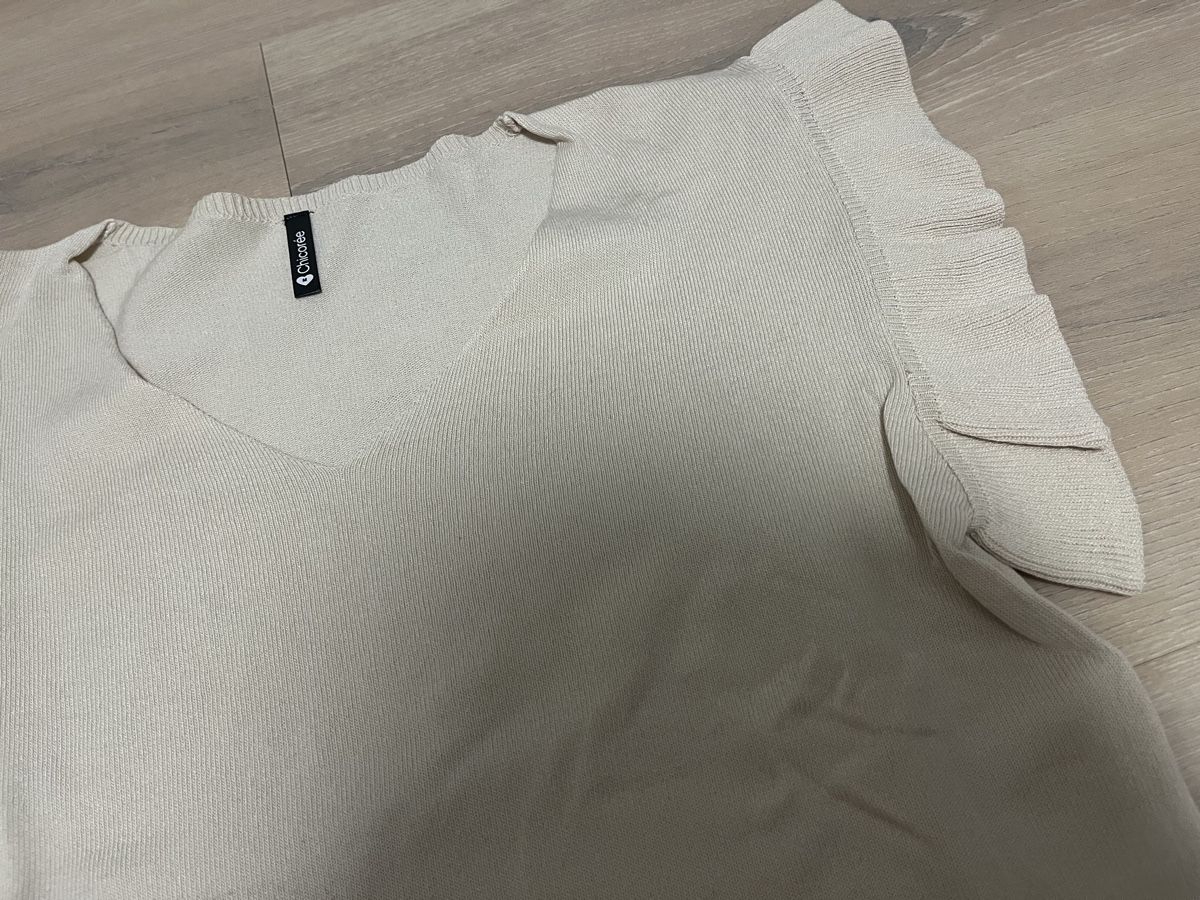 T-Shirts: Strickshirt mit Volants beige M neu – Neu (gemäss Beschreibung) aus Birrwil von vanyboo 1