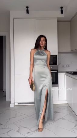 Elegantes Satin-Maxikleid in Olivgrün – Grösse M