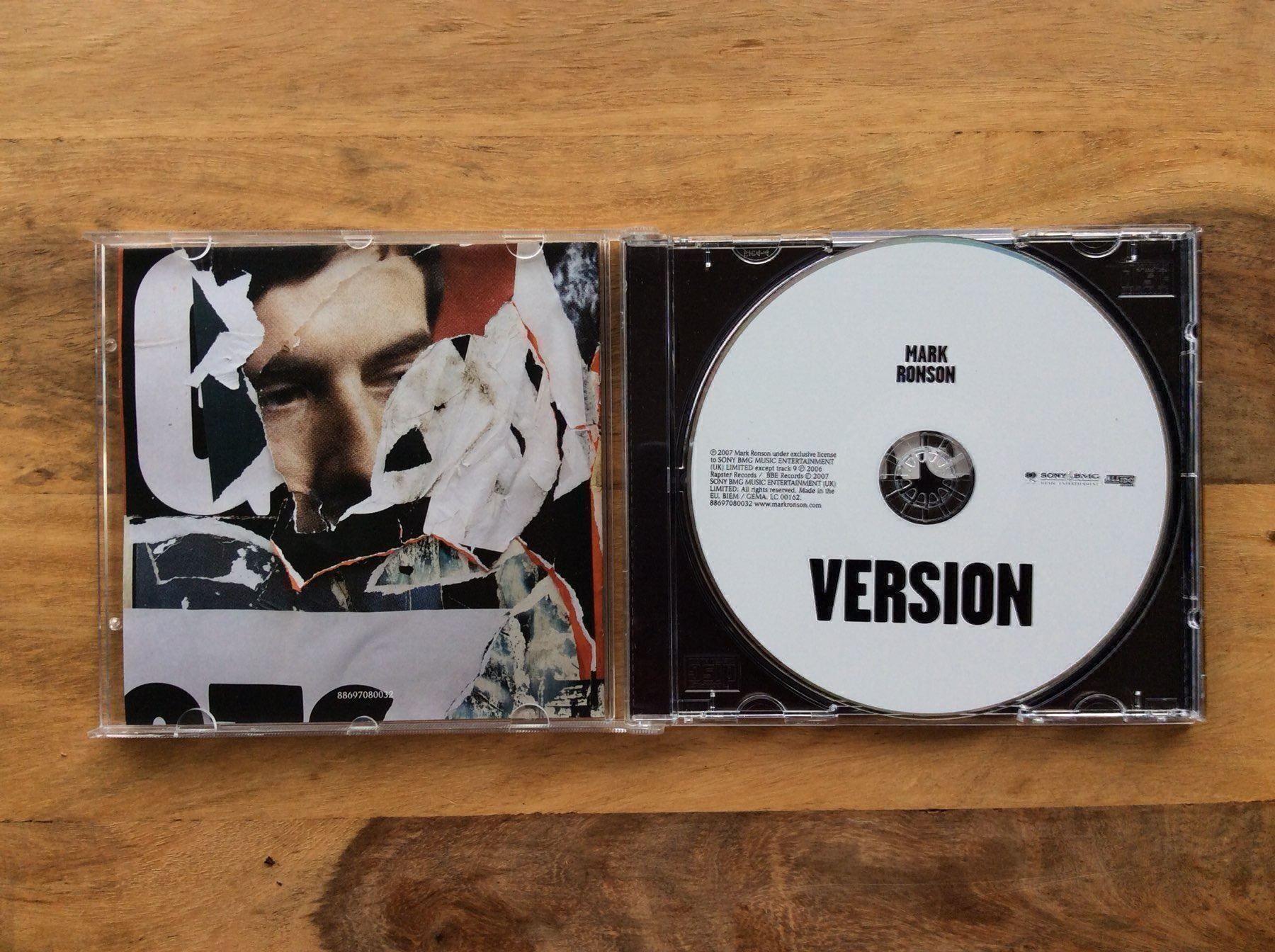 CD: CD Marc Ronson / Version (vergriffen) – Usato da Horgen venduto da flyingpenguin2000 1