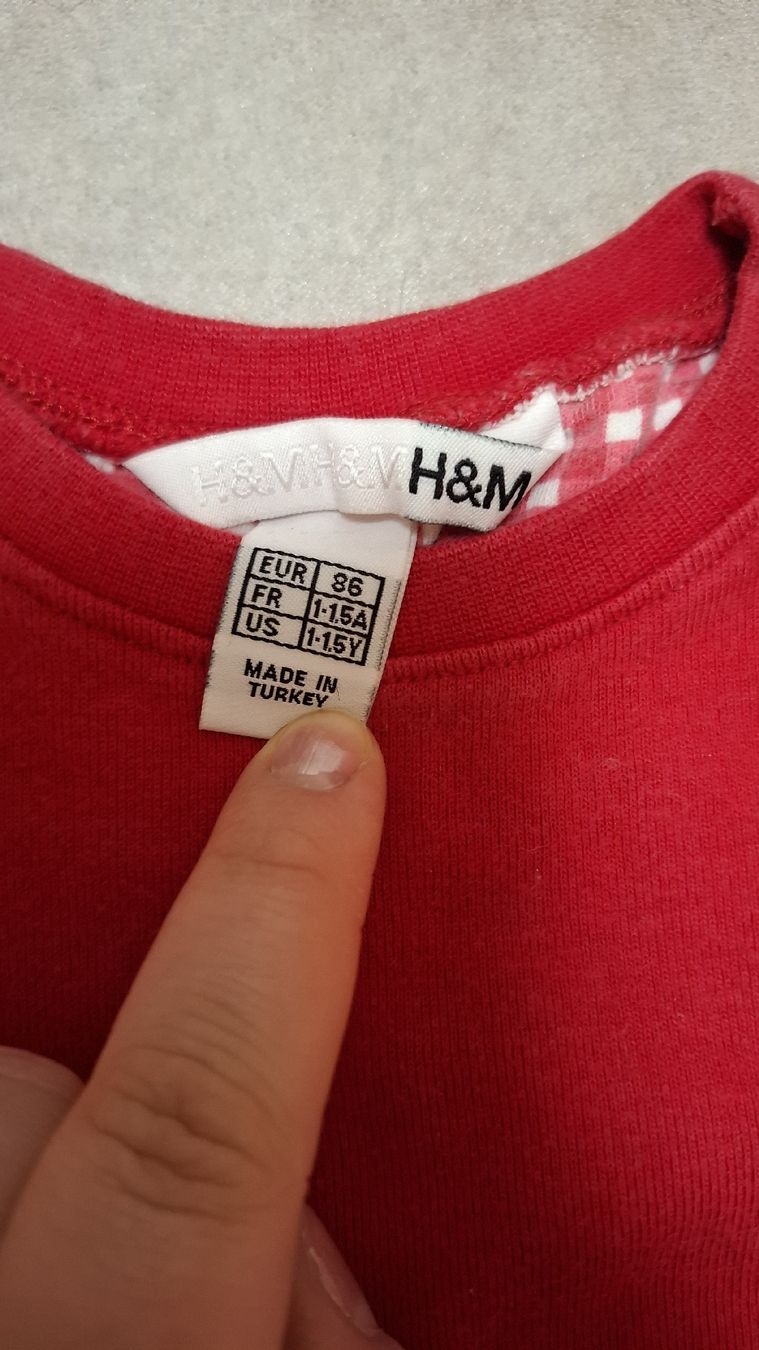 H&M Camicette, T-shirt & Top: Mädchen Tshirt – Usato da Leuzigen venduto da nin_lm72 1