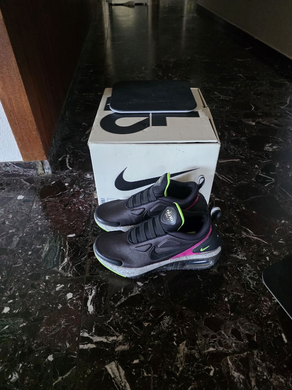 Nike Chaussures hommes: Nike Adapt – D'occasion à Oftringen par kbo_2vcz 1