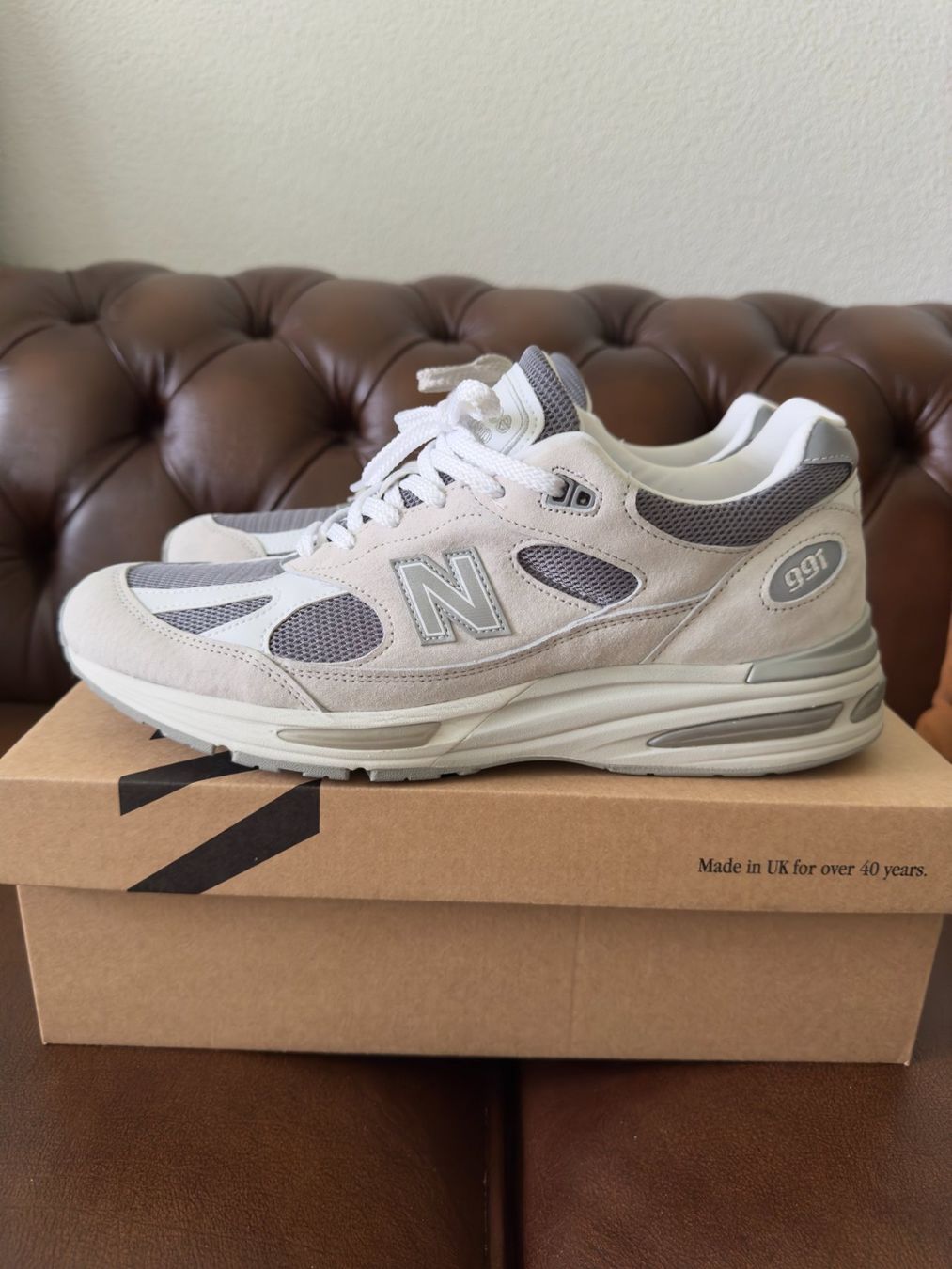 New Balance Scarpe da uomo: New Balance 991v2 MiUK Nimbus Cloud - 45.5 – Usato da Niederweningen venduto da MrOmbre