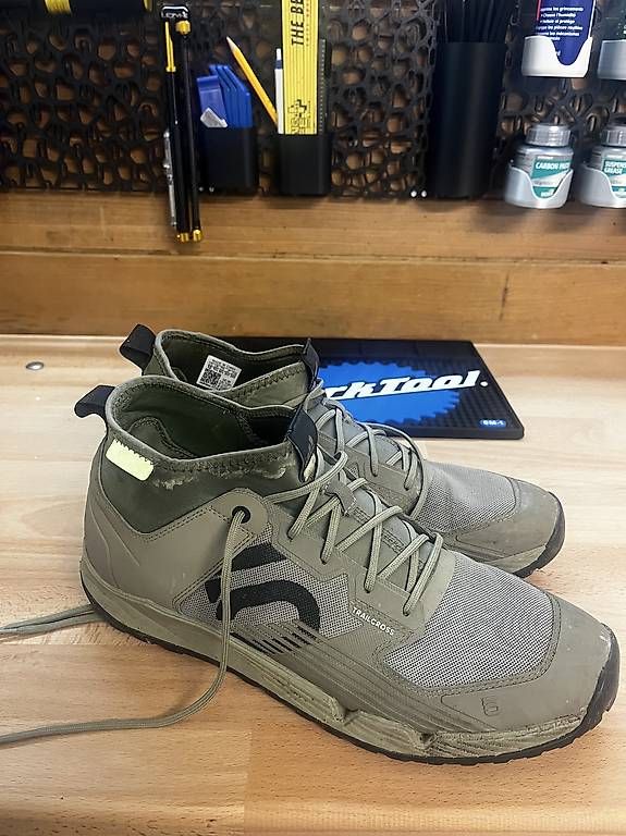 Scarpe da uomo: MTB Schuh ADIDAS Trailcross 5 Gr. 46 – Usato da Ennetmoos venduto da Mathis_dani 1