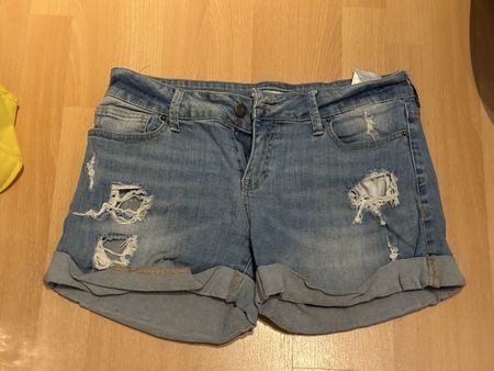 Guess Jeans Shorts, Grösse 30,