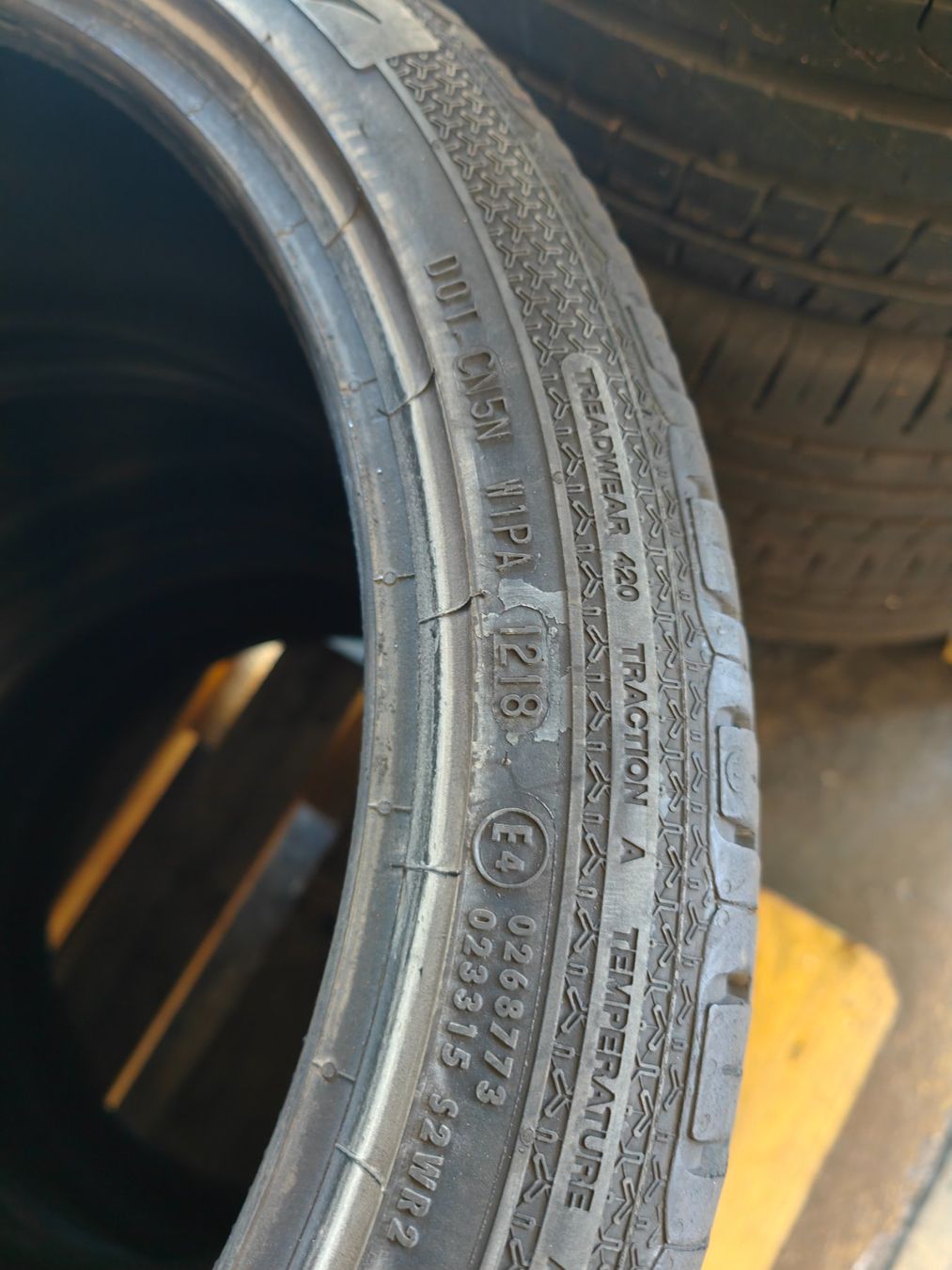 Pneus & Kompletträder: 225/40 R18 Sommerreifen – Gebraucht aus Oberengstringen von Reifen-Lagerverkauf 2