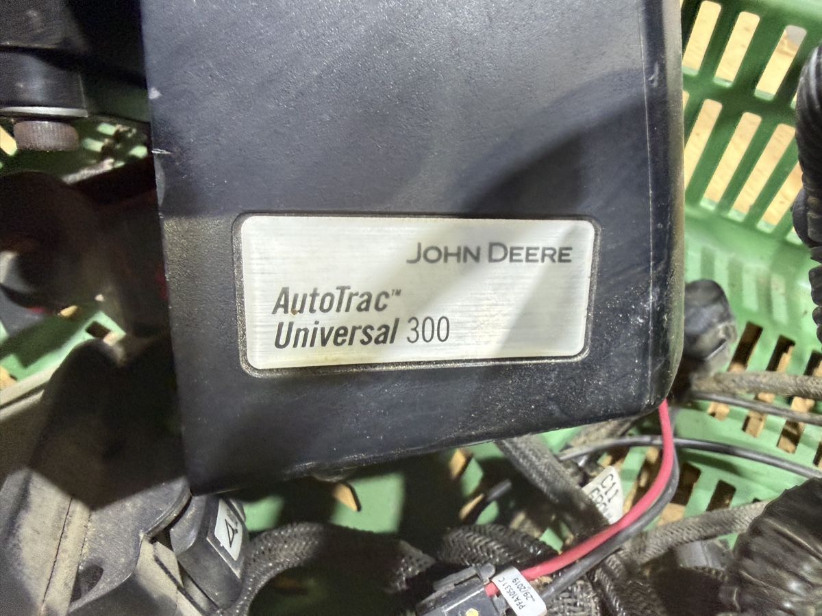 John Deere Traktoren: John Deere GPS – Gebraucht aus Deitingen von RK68 4