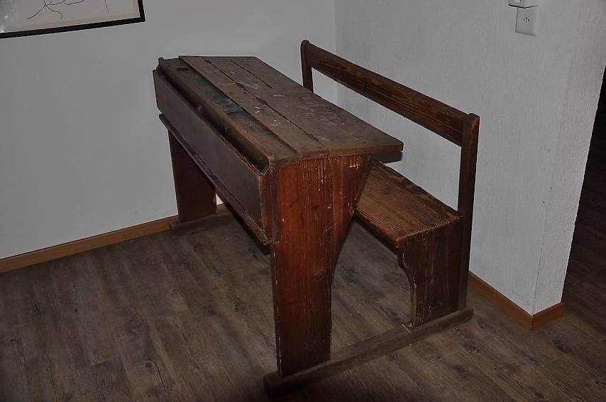 antiker Schulbank 1