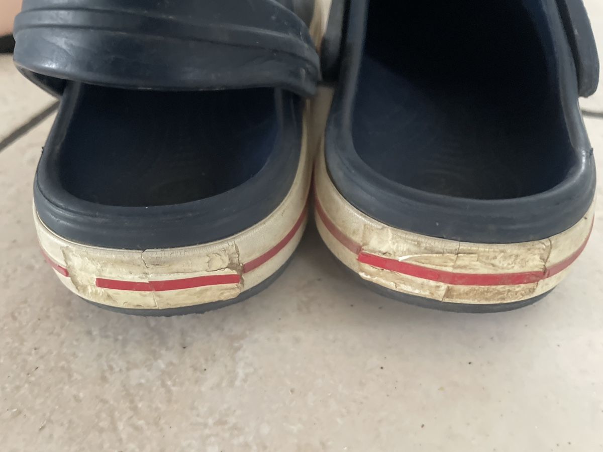 Crocs Scarpe per ragazzi: Original Crocs, dunkelblau, Gr.32/33 – Usato da Obergerlafingen venduto da cabo4 2