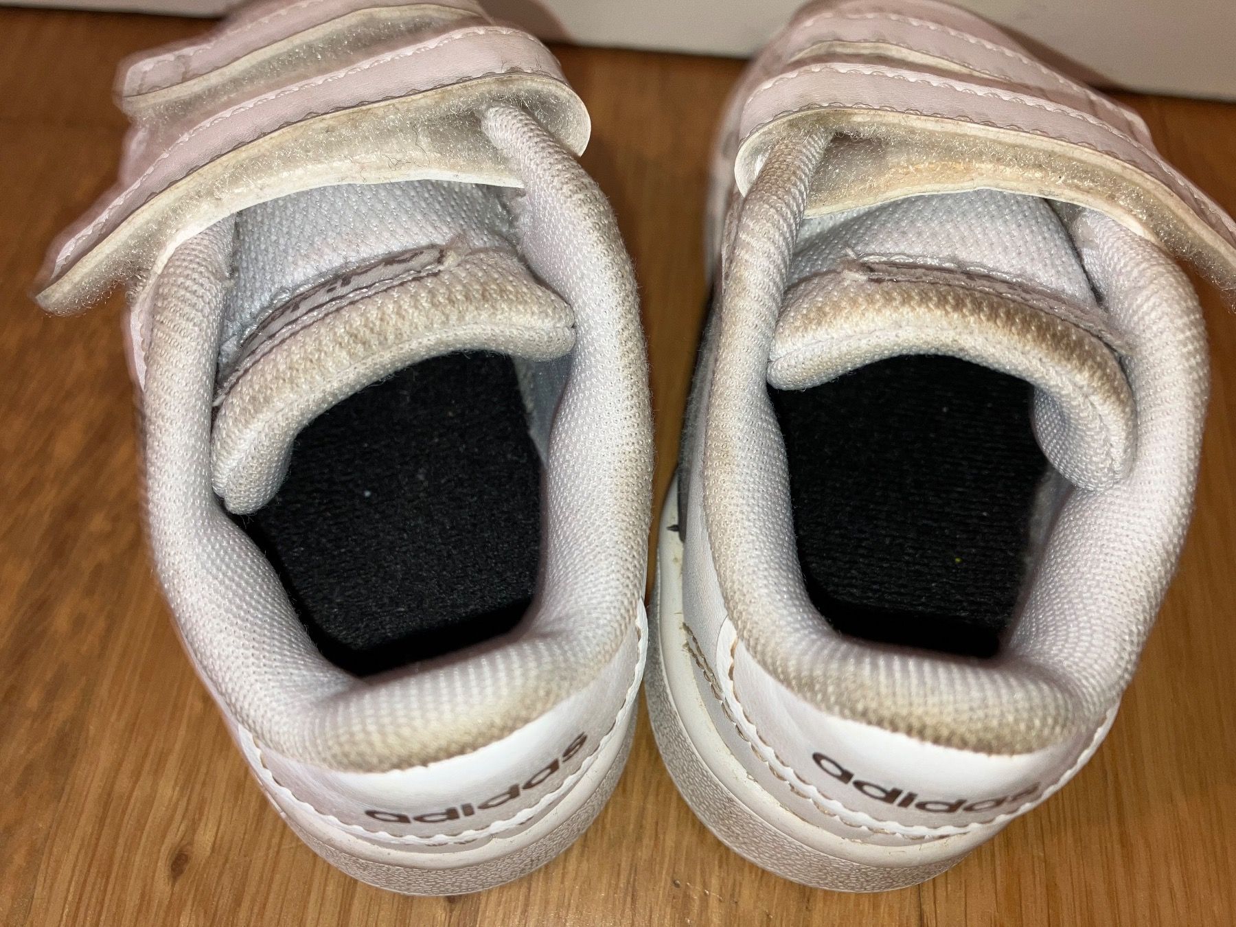 Adidas Scarpe per ragazzi: Kinderschuhen Adidas, Grösse 21 – Usato da Zürich venduto da Dudu2020 4