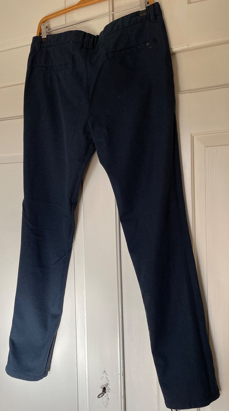 Zara Hosen: Hose, Zara, Grösse 42 – Gebraucht aus St. Gallen von Cagliari2015 1