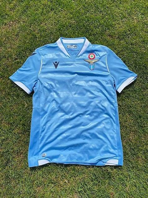 Leibchen & Hosen: Lazio Rom Trikot, C.Immobile, Gr. M – Gebraucht aus Nottwil von mit_7x97