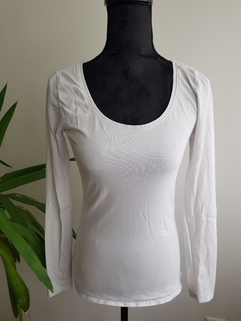 Lotti di vestiti: Kleiderpaket Gr. S 4 Pullis Shirt & Leggings – Usato da Nendeln venduto da Zopfie_ 2