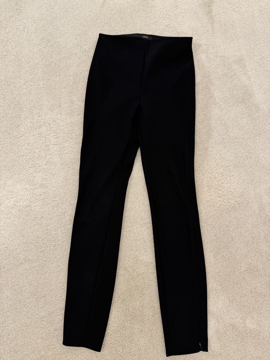 Leggings: Theory leggings – Usato da Paradiso venduto da apf_mh9c 2