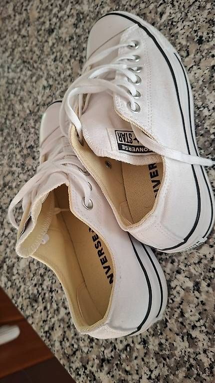 Damenschuhe: Converse Chuck Taylor All  Star Platform bianche - 37.5 – Gebraucht aus Montagnola von nat_qs7w 2