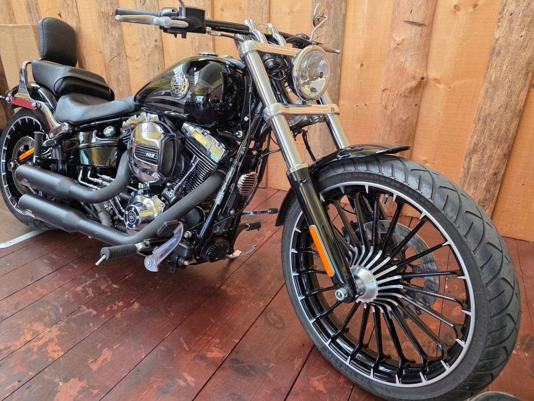 Harley-Davidson Chopper: Harley Davidson FXSB Breakout 103 – Usato da Oberwil BL venduto da miskolcy 1