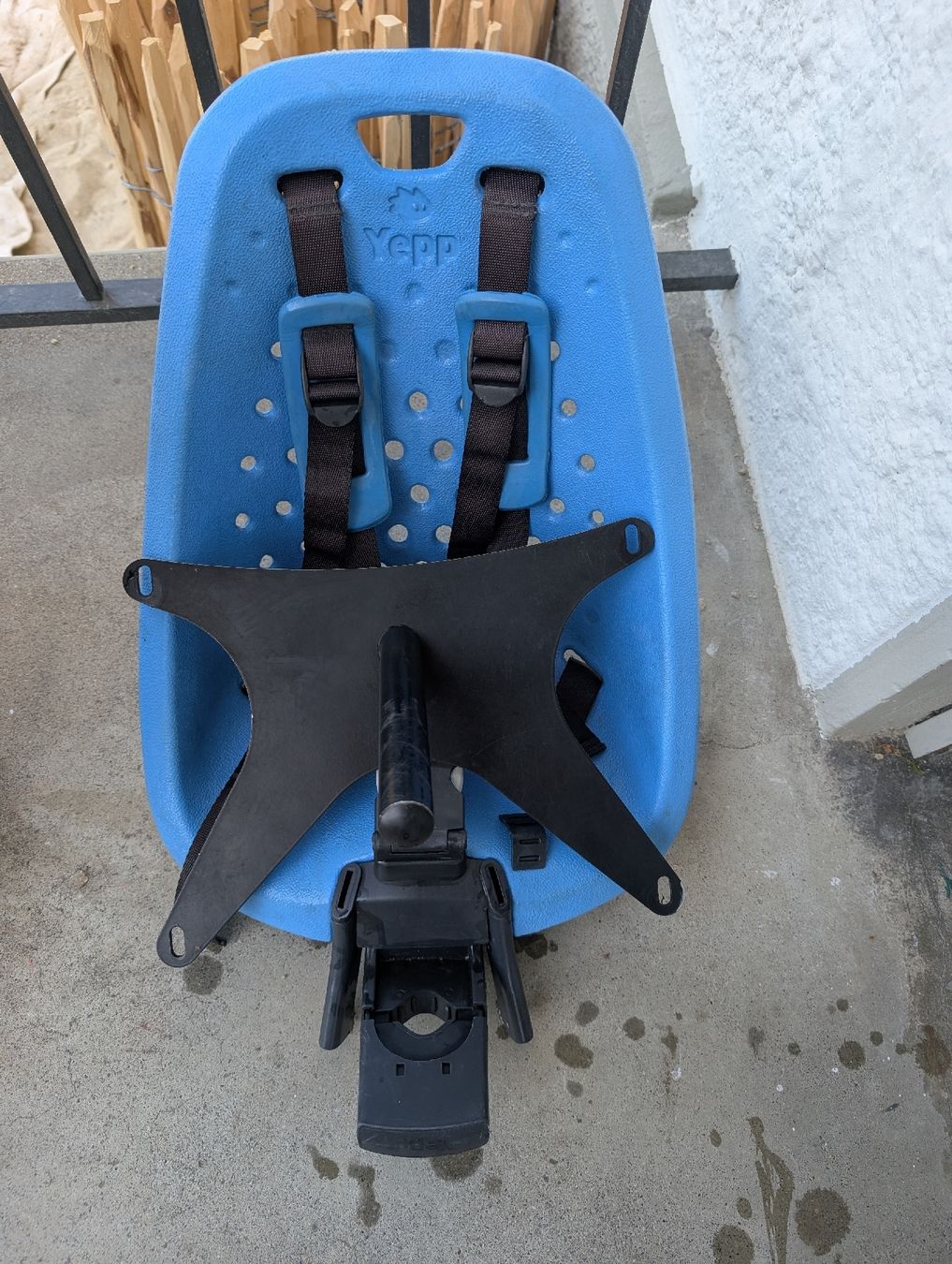 Pezzi di ricambio: Urban Arrow Adapter mit Yepp Kindersitz blau – Usato da Niederönz venduto da drixle 4