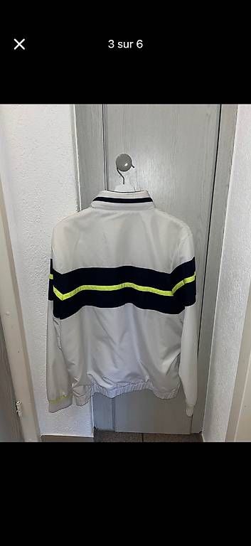 Lotti di vestiti: Survêtement ensemble Lacoste  – Usato da St-Prex venduto da rey_v92r 1