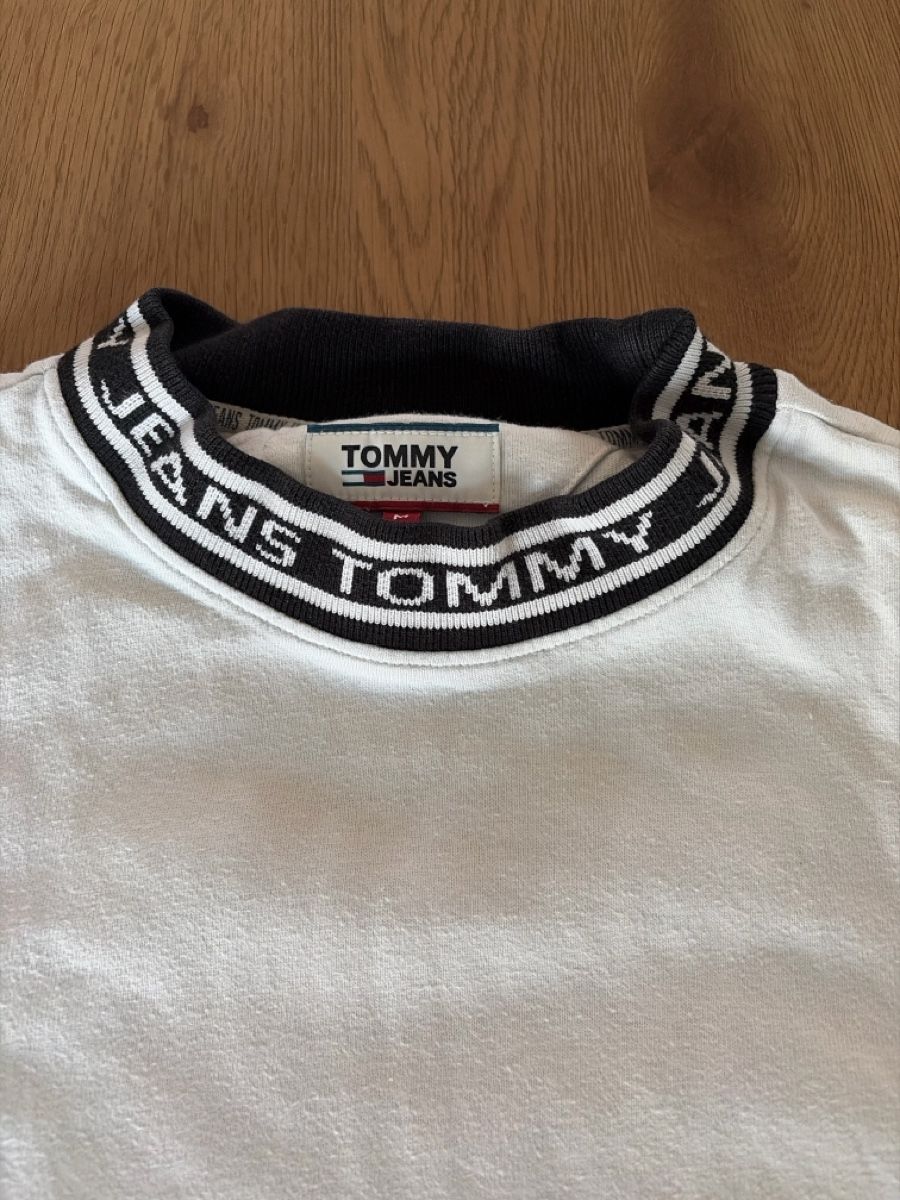 Tommy Hilfiger T-shirt: Tommy Jeans T-Shirt Gr.M – Usato da Schöftland venduto da nevio74 2