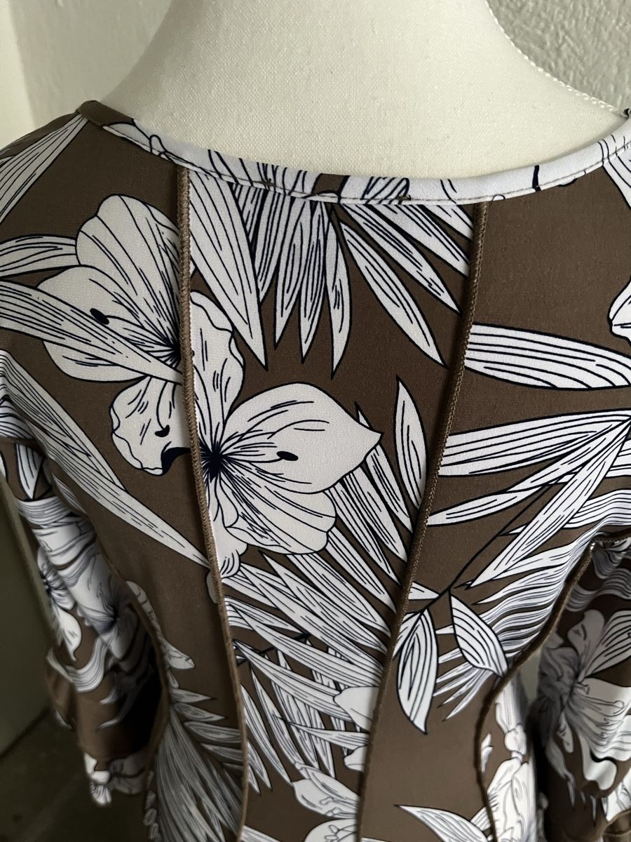 Vestiti: Sommerliches Maxikleid mit Blumenmuster, Grösse M/L – Nuovo e nell'imballaggio originale da Uster venduto da Corina0111114 6