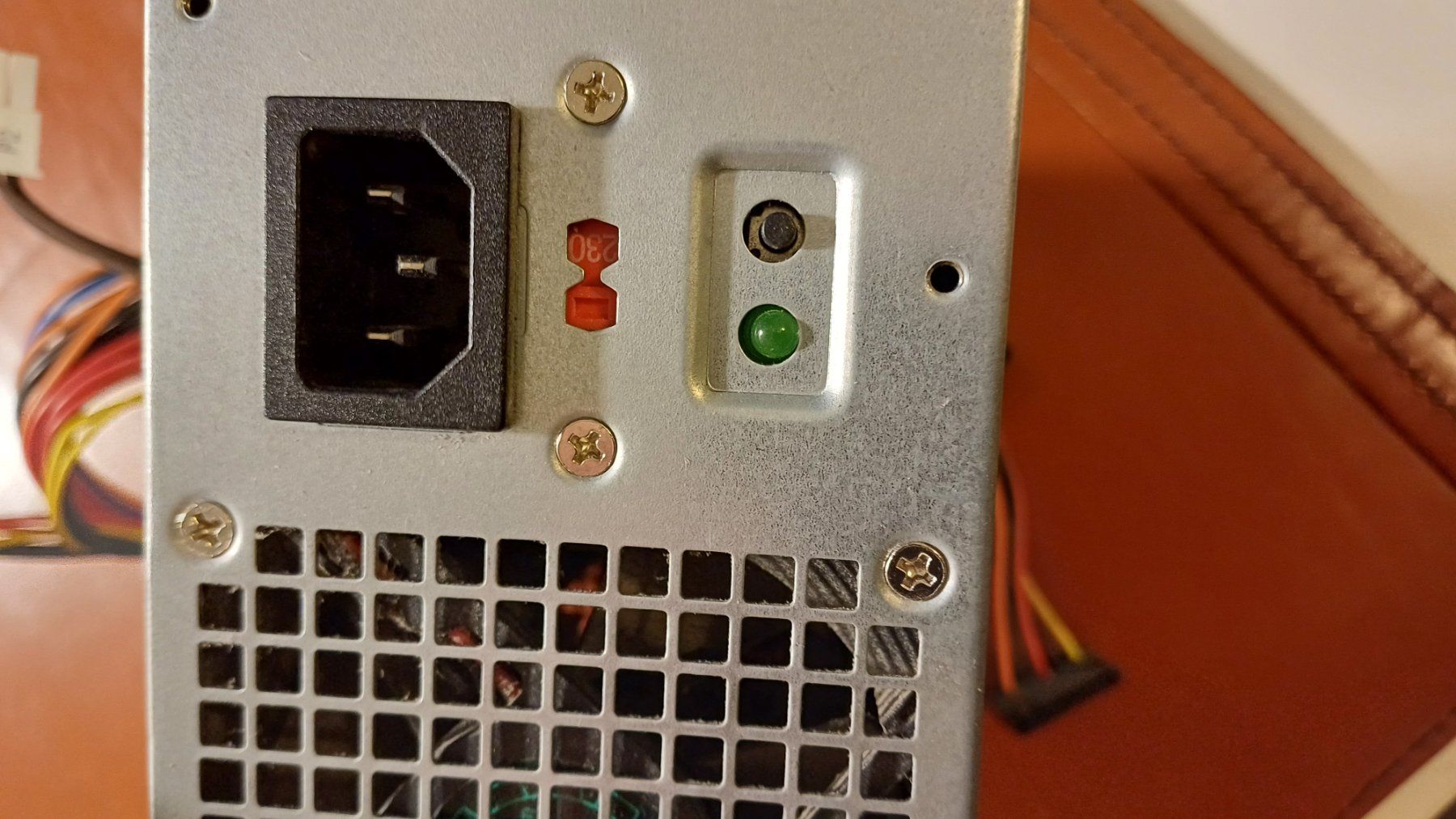 Elektronikbauteil: Stromagregat für Computer – Gebraucht aus Zollikerberg von Kaugo 1