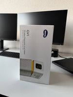 Leinwand inkl. portablem Beamer